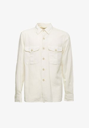 Camicia bianca in lino con colletto button-down, bottoni frontali e due tasche a patta. Presenta maniche lunghe con polsini abbottonati.