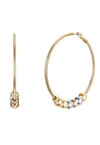 Zelta riņķa auskari ar gludu, pulētu virsmu un maiņojošiem metāla lodīšu ornamentiem rozā zeltā, sudrabā un zeltā apakšā.