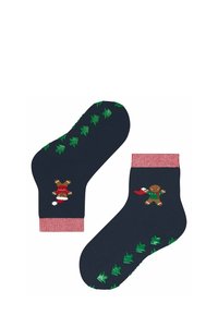 Granatowe skarpetki z mankietem w czerwono-białe paski. Zdobią je zielone choinki i postacie z piernika trzymające flagę.