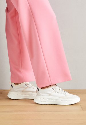 REVERSE - Sneakers - star white