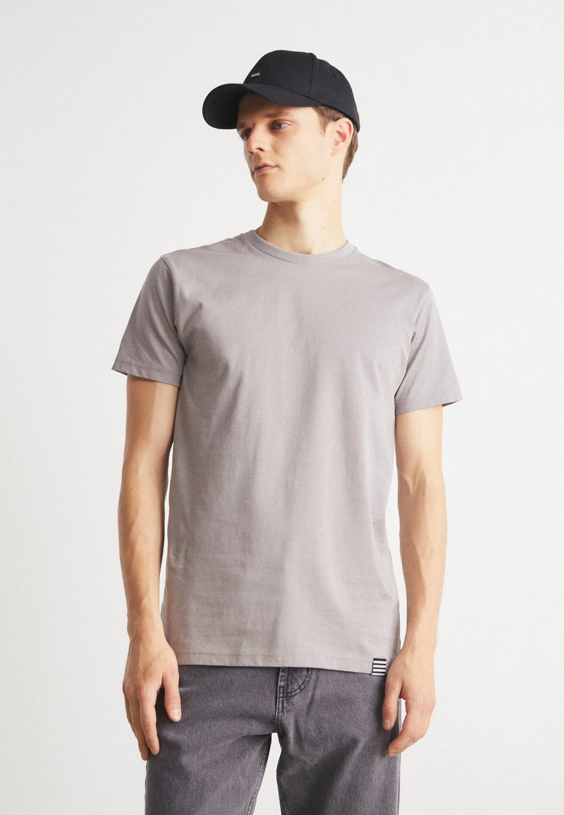 Mads Nørgaard - THOR TEE - T-shirt basic - titanium, Vergroten