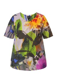 Halenka s výstřihem do V a květinovým vzorem, obsahující barevný design s velkými listy a květinami v odstínech zelené, žluté, modré a růžové; krátké rukávy.