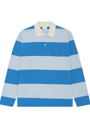 Polo à manches longues à rayures bleues et bleu clair avec un col de couleur crème et une patte de boutonnage simple. Tissu en coton doux et texturé.