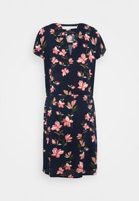 Marinblommig klänning med korta ärmar, V-ringning och figursydd midja med rosa och vita blommönster på en mörk bakgrund.