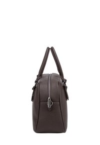 Bruine leren handtas met een gestructureerd oppervlak, dubbele handvatten, ritsluiting aan de bovenkant en zilveren hardwaredetails. Compact rechthoekige vorm.