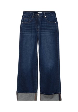 Jean large en denim bleu foncé avec des revers roulés, des poches avant, des passants de ceinture et une fermeture à bouton métallique.