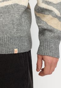REVOLUTION Strickpullover - offwhite