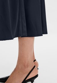 Selected Femme SLFLENA  - A-linjainen hame - dark sapphire