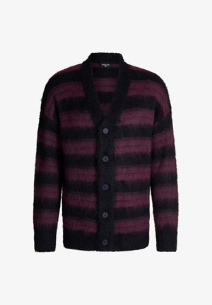 Geknoopte cardigan met zwarte en donkerpaarse fuzzy horizontale strepen, met een diepe V-hals en lange mouwen.