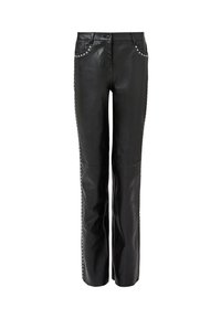 Zwarte leren broek met een rechte pijpdesign, voorzien van studs langs de zakken en zijnaad. Smalle textuur en aangesloten taille.