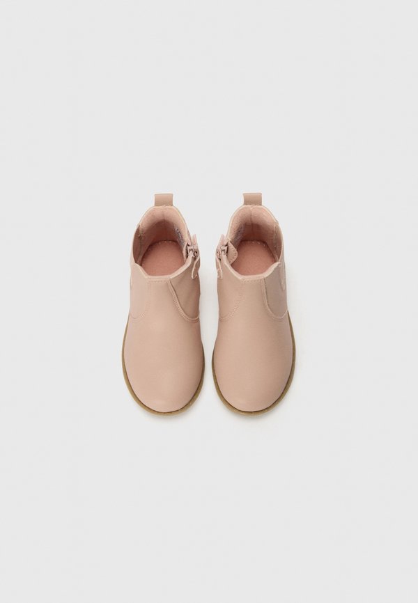 Stiefelette