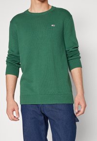 Tommy Jeans Stickad tröja - green