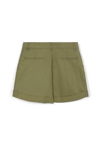 Pantaloni corti in cotone verde oliva con orlo arrotolato, due tasche posteriori e passanti per cintura, caratterizzati da una texture liscia e un design su misura.
