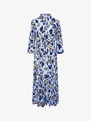 Rochie lungă, cu nasturi, dintr-un material bleu deschis, cu un imprimeu leopard în nuanțe de navy și bej. Are guler și mâneci trei sferturi.