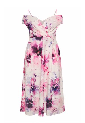 Vestido midi con hombros descubiertos, tirantes finos, base blanca y un gran estampado floral en acuarela de colores rosa, púrpura y negro.