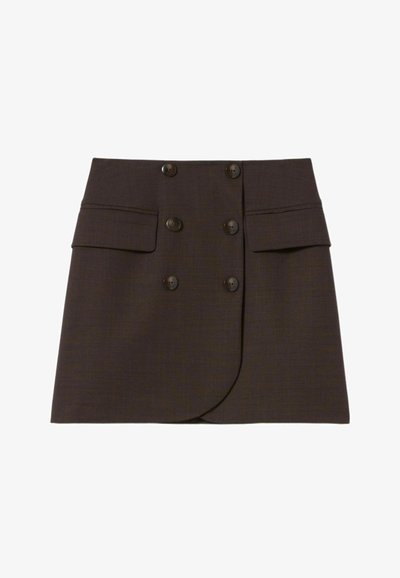 Mini gonna marrone scuro dal design strutturato, con due tasche frontali e chiusura a doppio bottone sul davanti. Tessuto morbido al tatto.