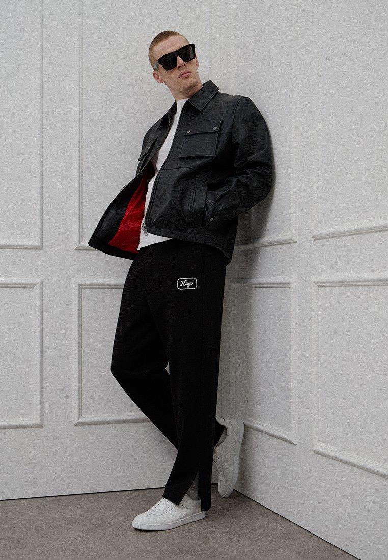 HUGO Trainingsbroek zwart HUGO Trainingsbroek zwart