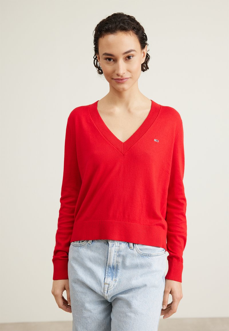 Tommy Jeans ESSENTIAL VNECK Trui deep crimson/rood Zalando.nl