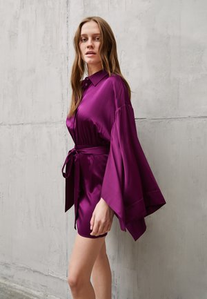 SCOTTIE DRESS - Cocktailjurk - deep purple