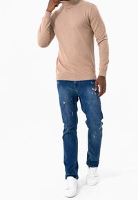 Felix Hardy Sweter
