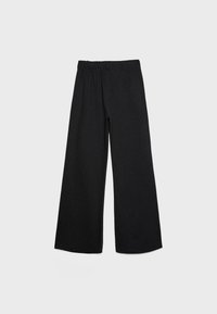 Schwarze weit geschnittene Hose mit elastischem Bund, hergestellt aus einem weichen, leicht dehnbaren Material, mit einer glatten Textur und ohne auffällige Muster.