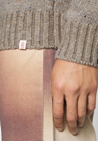 REVOLUTION Kardigan - off-white