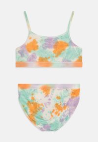Värikäs tie-dye crop-top ja korkeavyötäröiset alaosa-setti. Väreinä vihreä, oranssi ja violetti. Valmistettu pehmeästä kankaasta, jossa on ohuet hihnat ja joustavat nauhat.