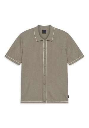Kurzärmeliges taupe Strickpolo mit vertikaler Rippung, Knopfleiste, Kragen und weißem Besatz an Ärmeln, Kragen, Vorderseite und Saum.
