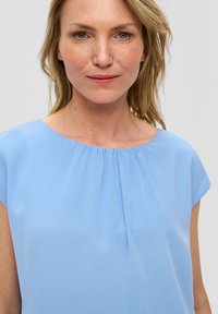 s.Oliver BLACK LABEL Bluse - hellblau