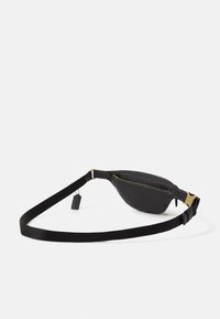 COACH ESSENTIAL BELT BAG - Bum bag - black