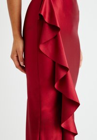WAL G TALL WEDDING GRACE RUFFLE MAXI - Apģērbs svinīgiem gadījumiem - wine
