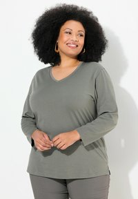 Ulla Popken GROSSE GRÖSSEN BASIC-V LANGARM  - Longsleeve - gray