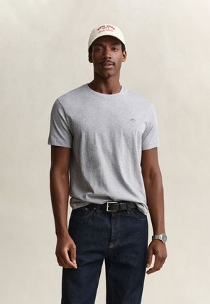 GANT REG SHIELD SS T-SHIRT - Βασικό μπλουζάκι - grey