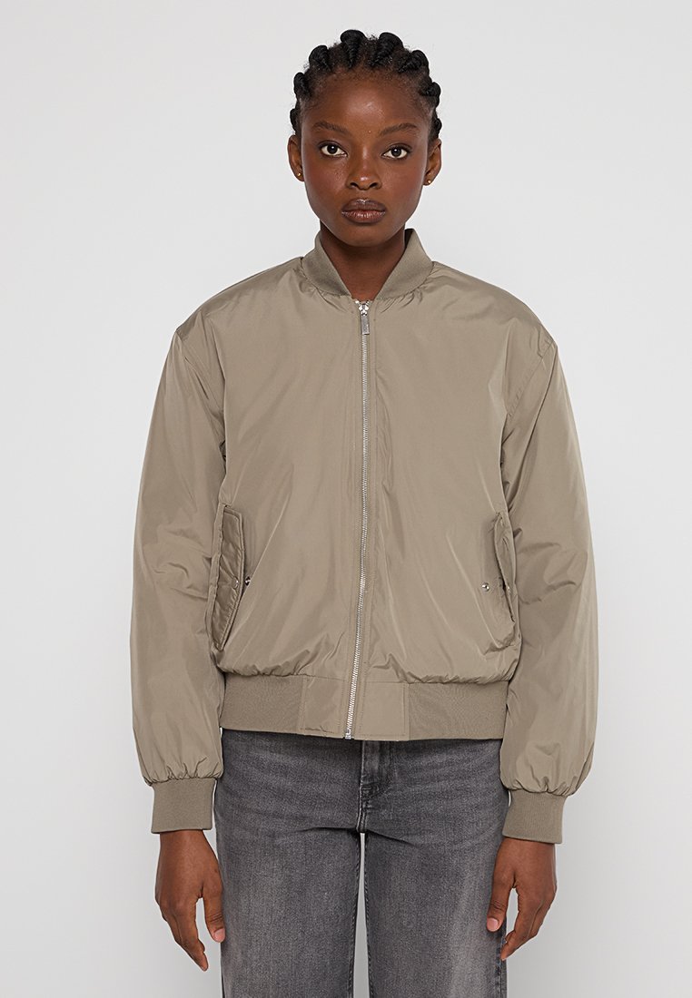 Selected Femme Bomberjacke khaki