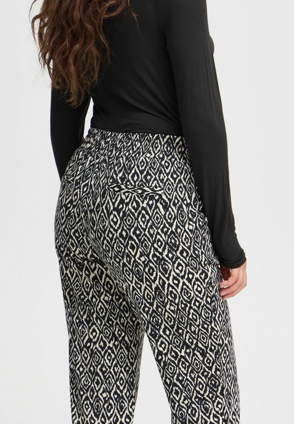IHKATE PRINT PA25 - Trousers3