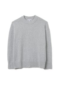 Hellgrauer Pullover aus weichem Strickmaterial mit Rundhalsausschnitt, überschnittenen Schultern sowie gerippten Bündchen und Saum.