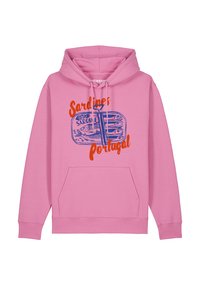 Roze hoodie met een voorkennis, uitgerust met een blauw en rood grafisch ontwerp van een sardineblikje en de tekst "Sardines Portugal."