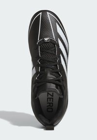Scarpa sportiva nera con una tomaia in mesh testurizzata, dettagli bianchi, tre strisce e un design con chiusura a lacci. La soletta riporta la scritta "ZERO."
