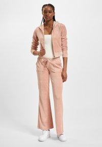 Juicy Couture ROBYN jasnoróżowy