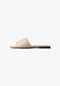 Nije odabrano, beige