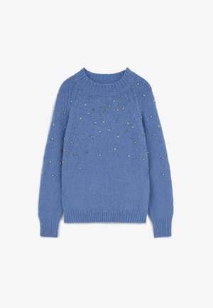 Lichtblauwe trui van zacht, donzig materiaal, met zilveren en gouden versieringen in sterren- en geometrische vormen, met een geribde halslijn.