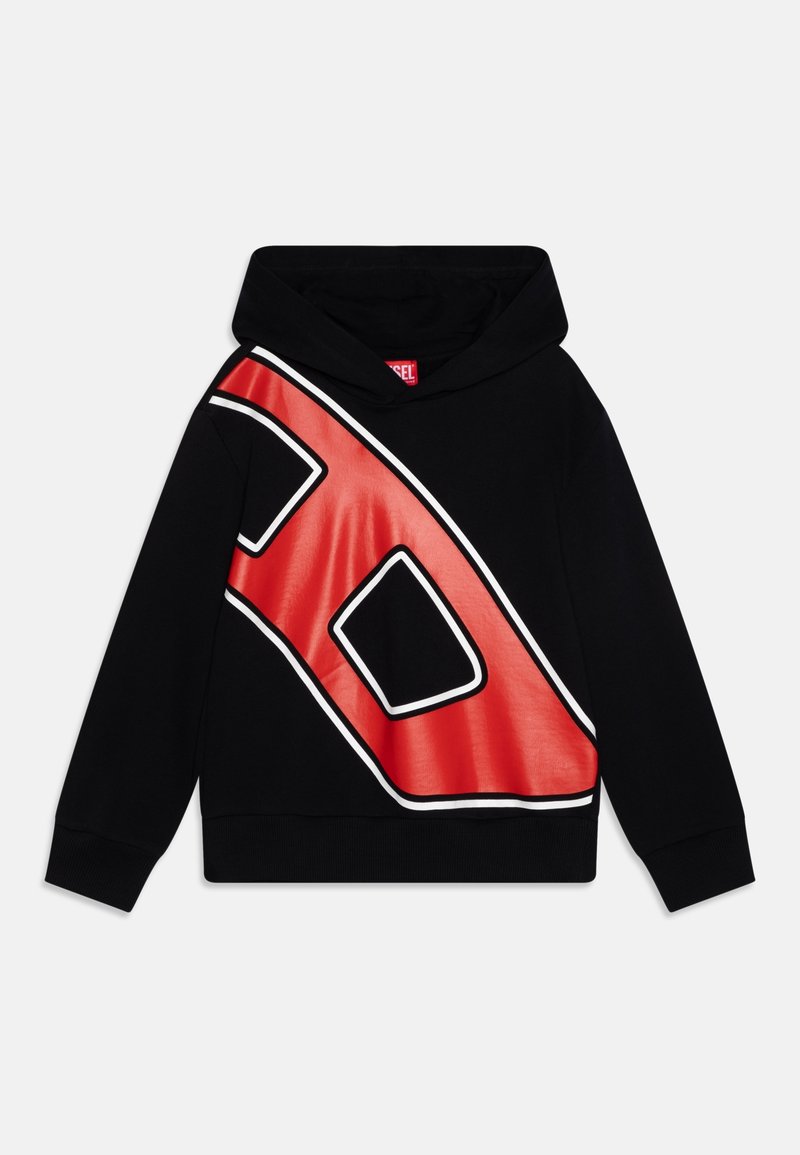 Pull à capuche noir avec un grand graphique rouge et blanc sur le devant. Le matériau semble doux avec une finition lisse.