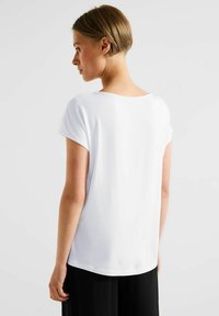 Street One MATERIALMIX MIT CUT OUT - Blouse - weiß