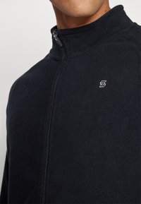 Pier One Sport Flīsa jaka - black