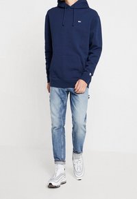 Tommy Jeans Mikina s kapucí - dark blue