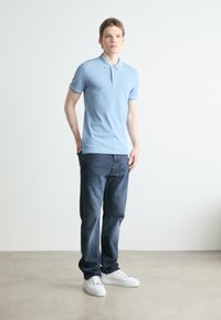 Calvin Klein Jeans TIPPING SLIM - Polo - faded denim