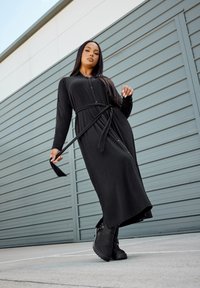 Yours Clothing Maxiklänning - black