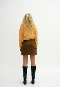 Résumé ABIGAILRS - Miniszoknya - teak