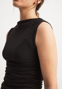 NA-KD Débardeur - black