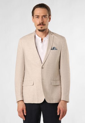 Beiger Leinen-Blazer mit zwei Fronttaschen, einreihiger Knopfverschluss und einem blau-weißen gemusterten Taschenquadrat in der linken Brusttasche.